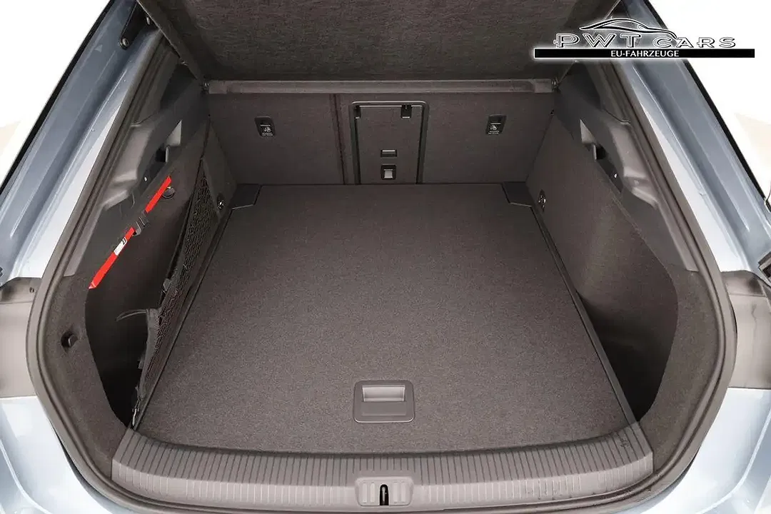 Volkswagen ID.7 Pro Black Edition - Thumbnail 11