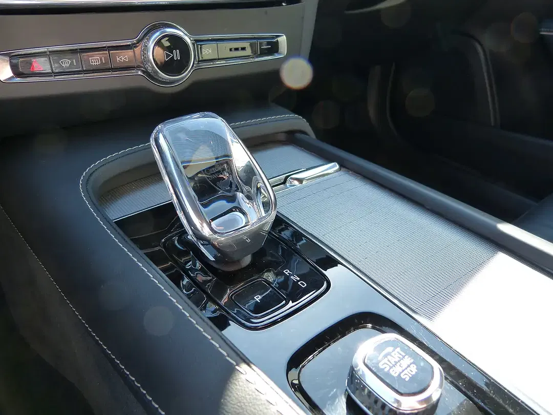 Volvo V90 Cross Country B4 AWD Plus Bright - Thumbnail 6