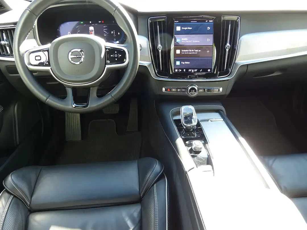 Volvo V90 Cross Country B4 AWD Plus Bright - Thumbnail 9