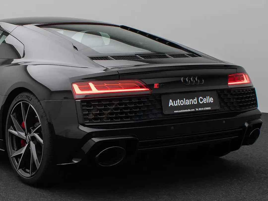 Audi R8 5.2 FSI quattro Coupe - Thumbnail 16