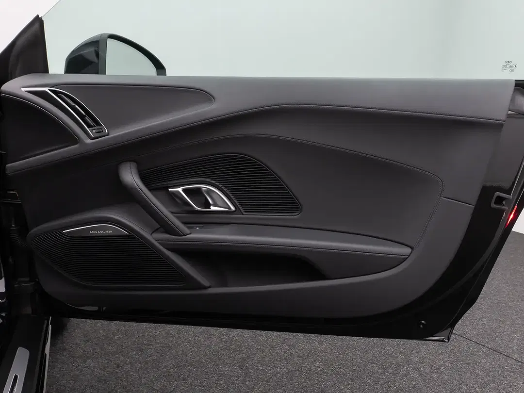 Audi R8 5.2 FSI quattro Coupe - Thumbnail 26