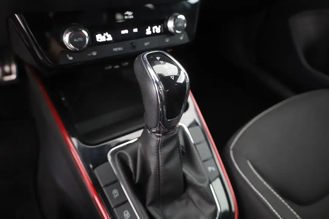 Skoda Fabia 1.0 TSI DSG Monte Carlo - Thumbnail 12