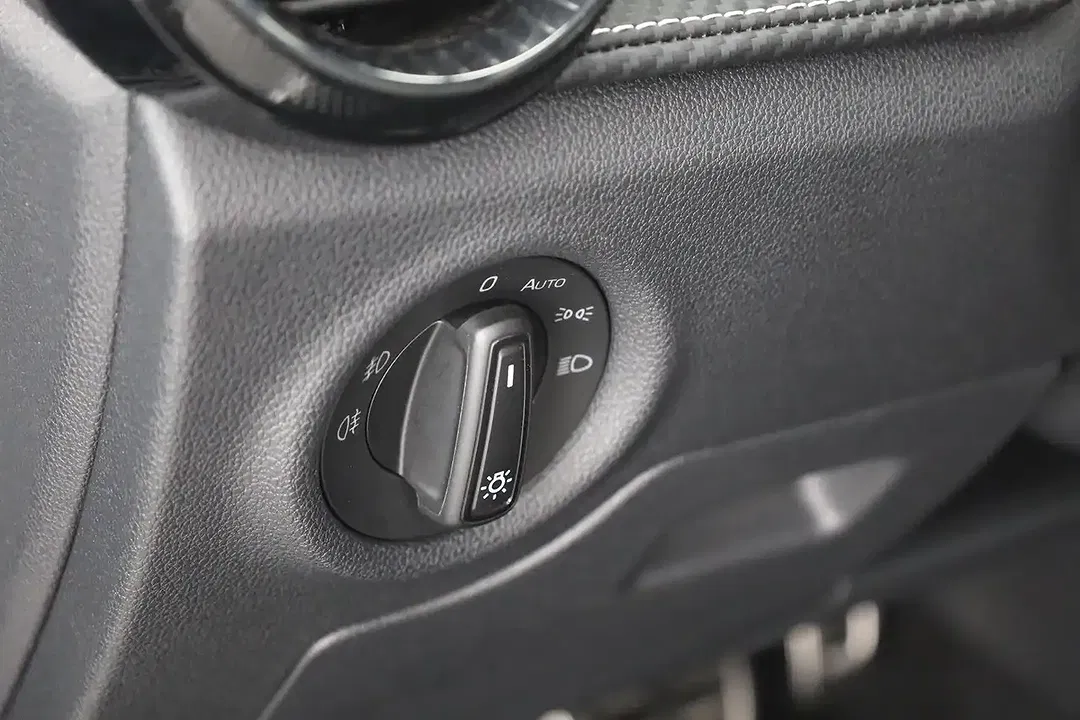 Skoda Fabia 1.0 TSI DSG Monte Carlo - Thumbnail 18