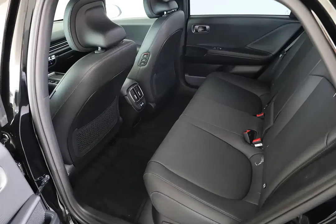 Hyundai IONIQ 6 4WD - Thumbnail 9
