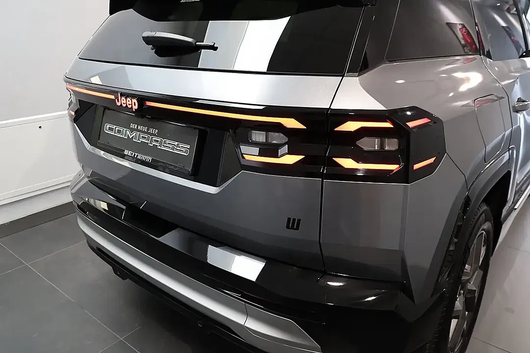 Jeep Compass 1.2 e-Hybrid DCT Edition - Thumbnail 8
