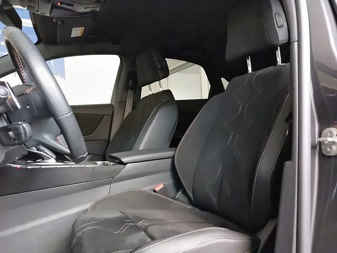 DS Automobiles DS 7 Crossback - Thumbnail 9