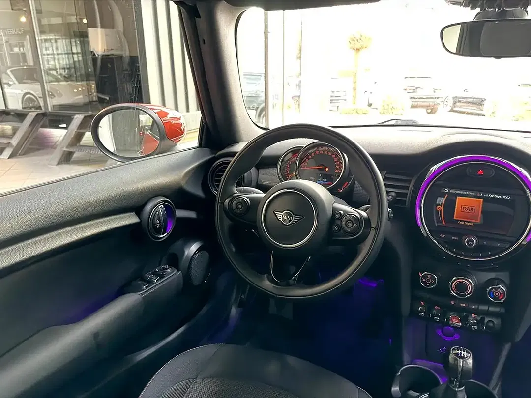 MINI Cooper Cabrio - Thumbnail 12