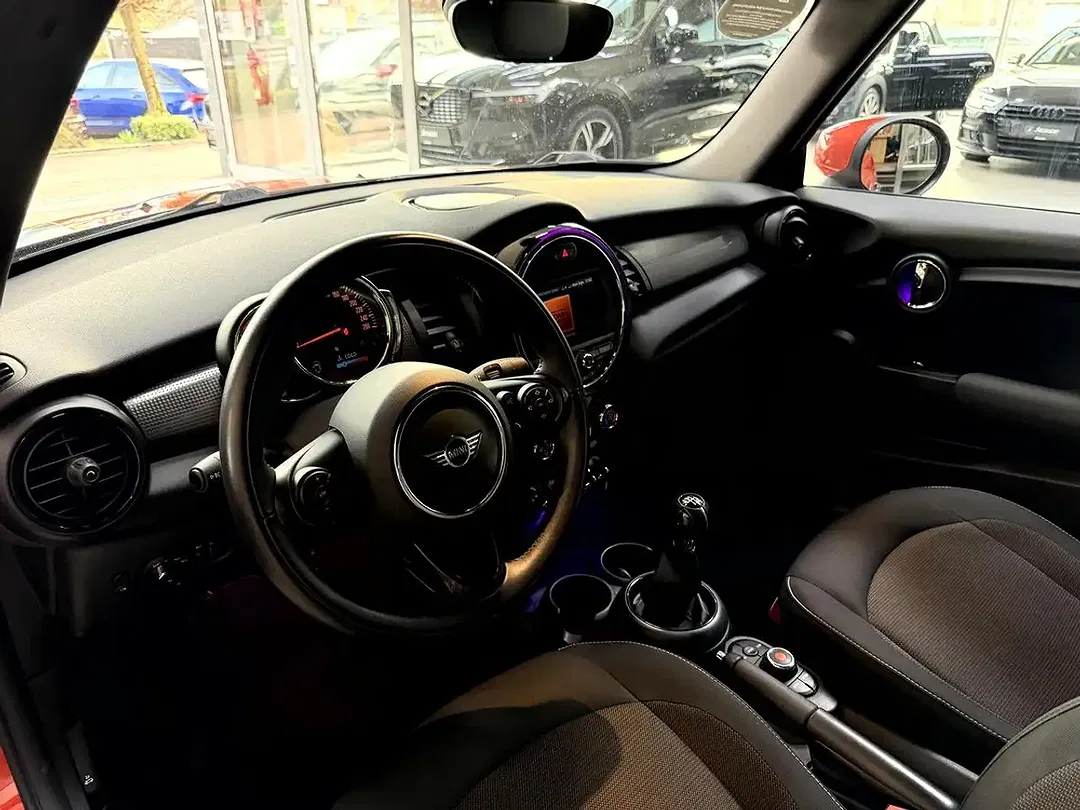 MINI Cooper Cabrio - Thumbnail 9