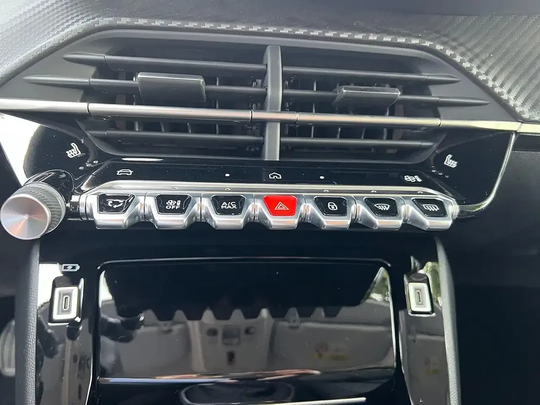 Peugeot 208 Allure - Thumbnail 14