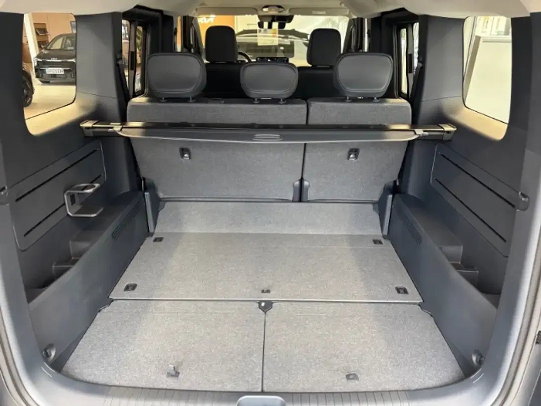 Kia PV5 Passenger - Thumbnail 12