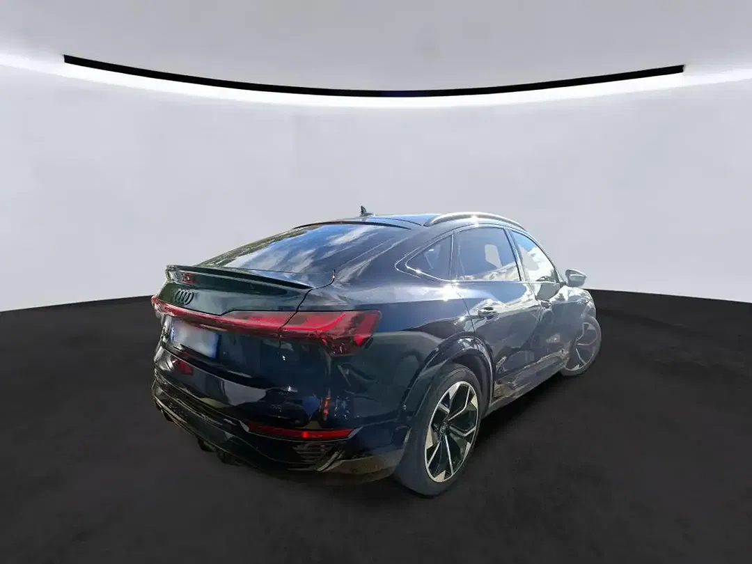 Audi SQ8 quattro Matrix LED Sportback - Thumbnail 4