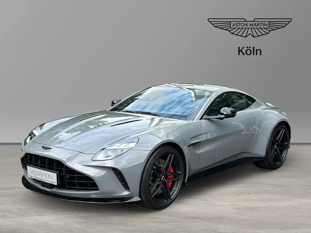 Aston Martin Vantage - Thumbnail 8