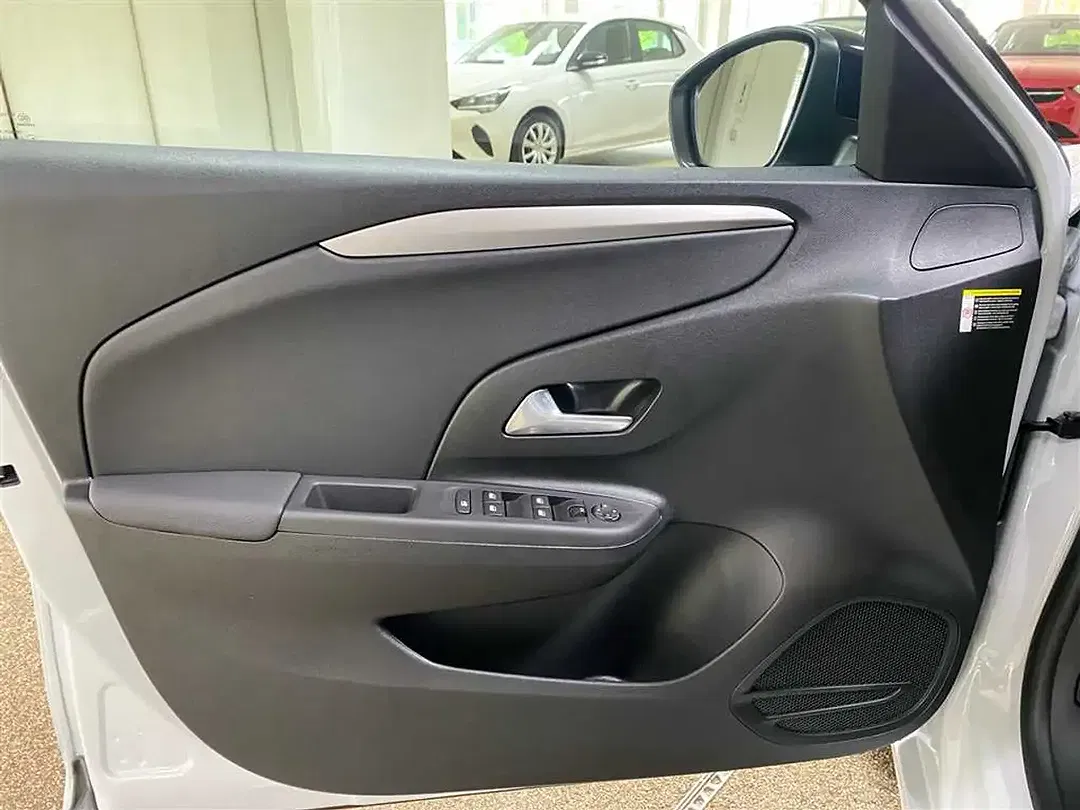 Opel Corsa Edition - Thumbnail 11