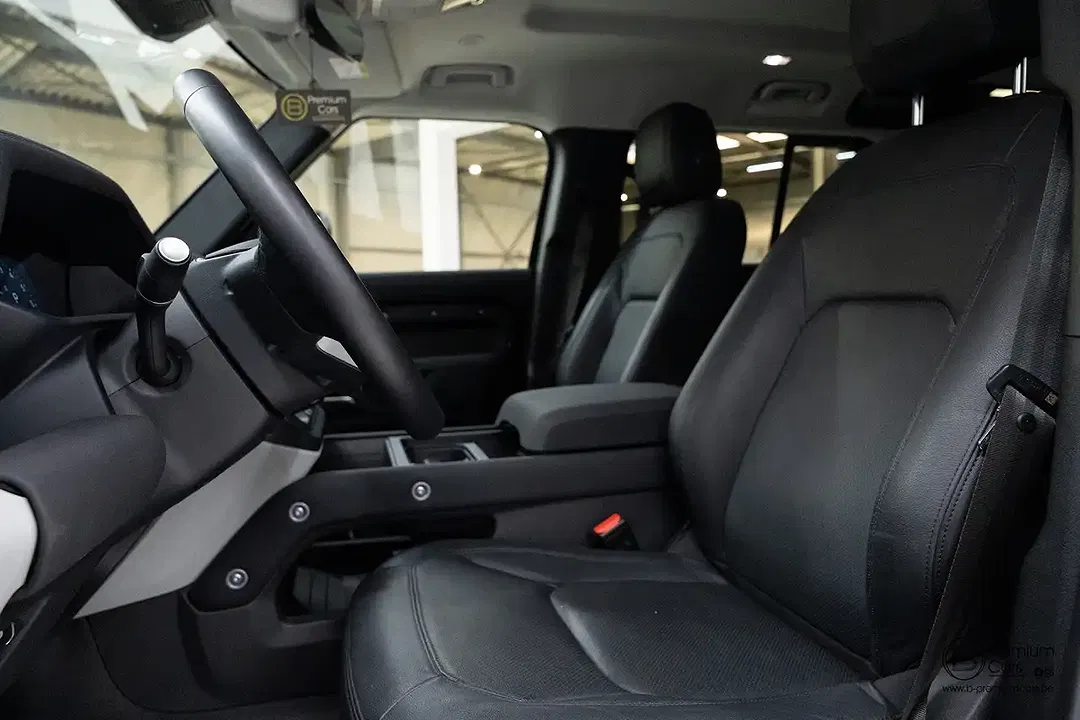 Land Rover Defender P400e 4x4 110 S - Thumbnail 10