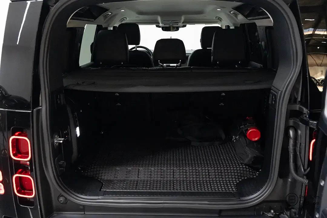 Land Rover Defender P400e 4x4 110 S - Thumbnail 27