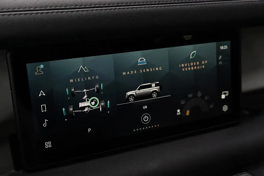 Land Rover Defender P400e 4x4 110 S - Thumbnail 42