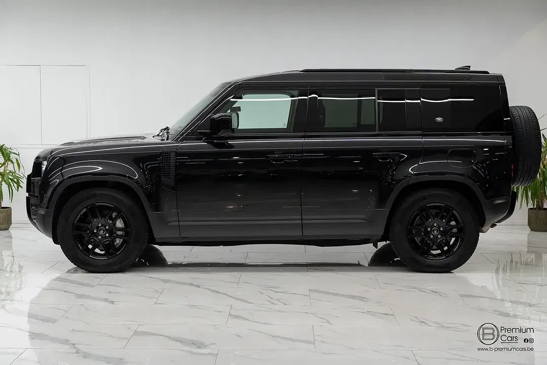 Land Rover Defender P400e 4x4 110 S - Thumbnail 8