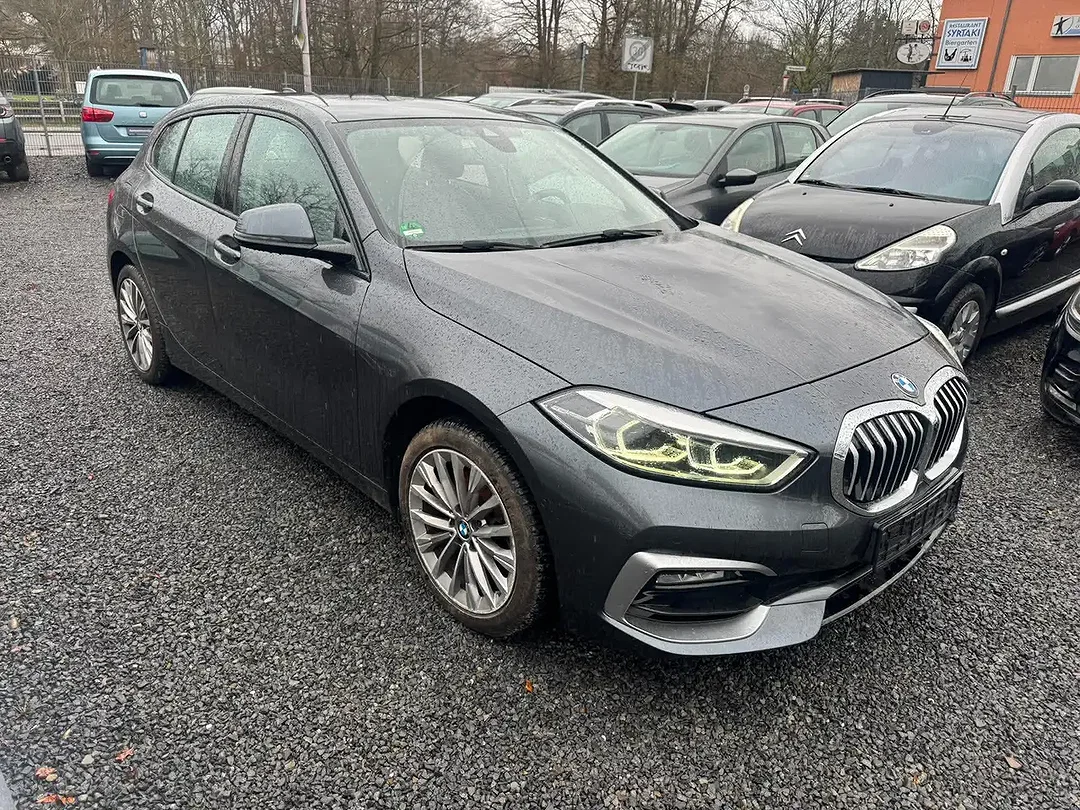 BMW 118 AUT Luxury Line - Afbeelding 1