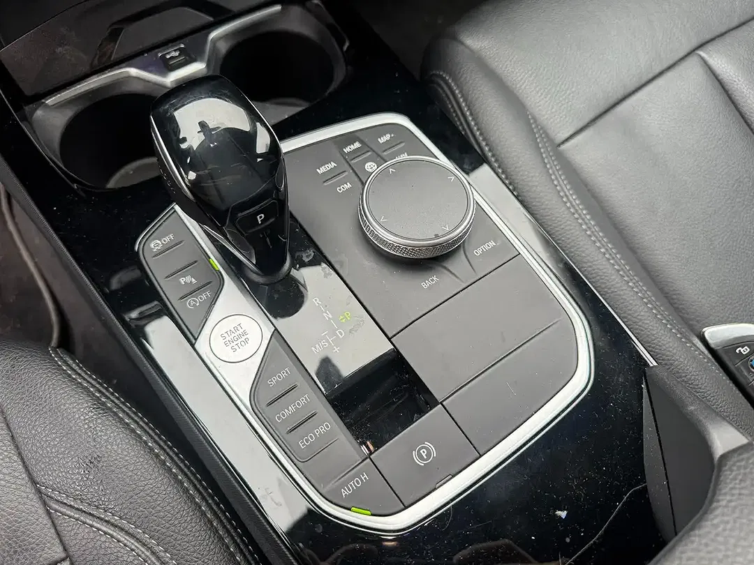 BMW 118 AUT Luxury Line - Thumbnail 11