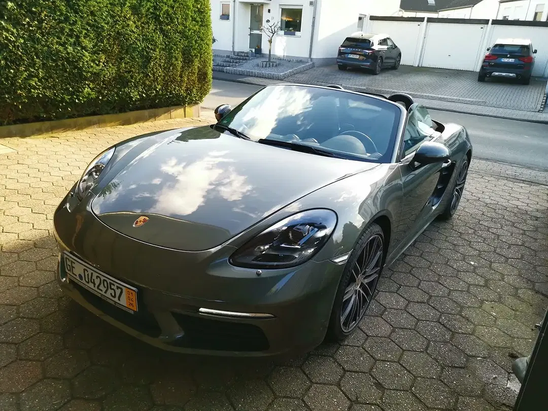 Porsche Boxster - Thumbnail 12