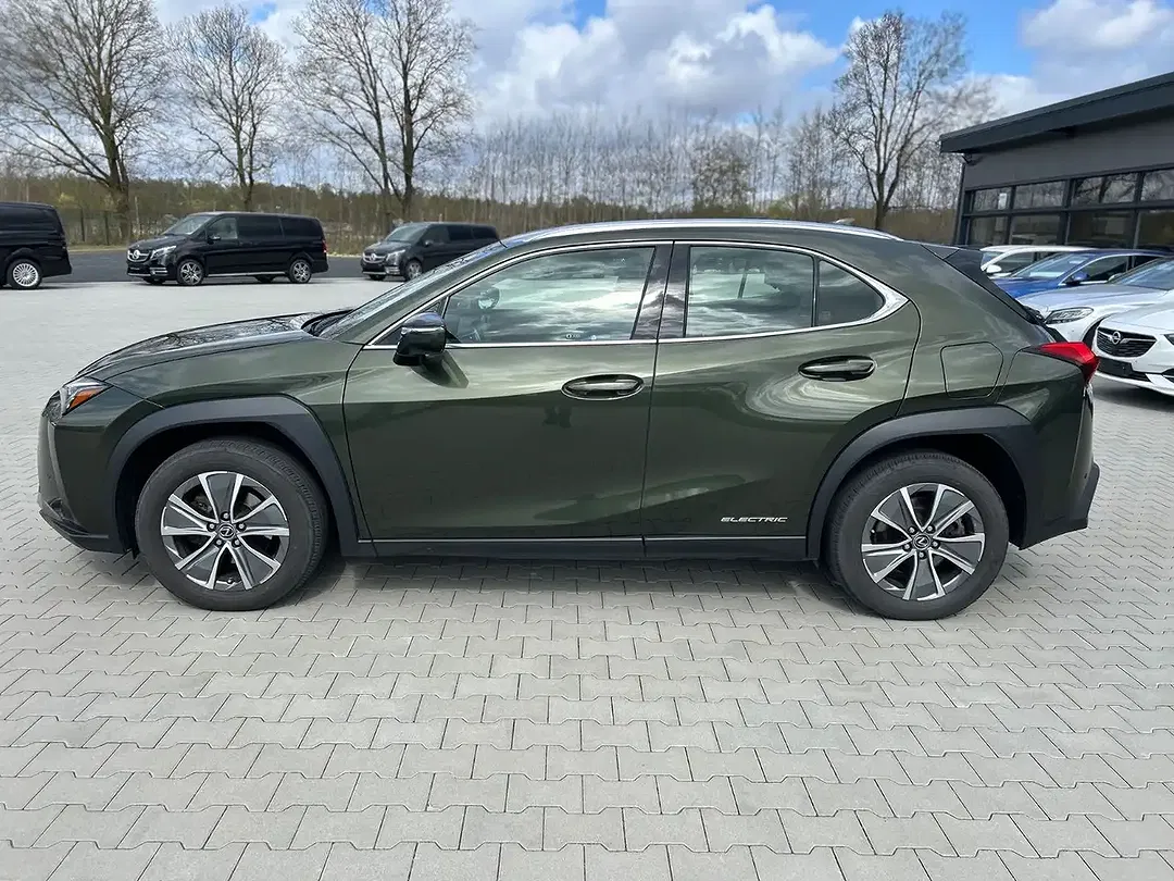 Lexus UX 300e - foto 2