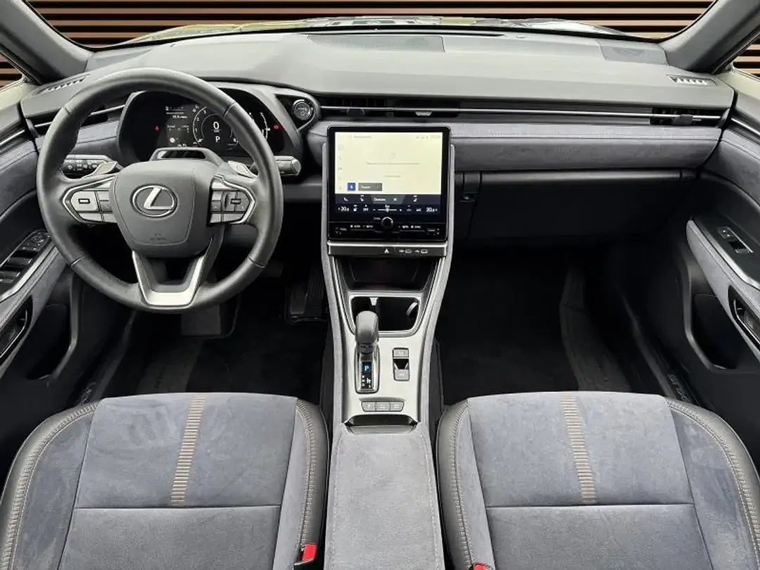 Lexus LBX 1.5 - Thumbnail 13