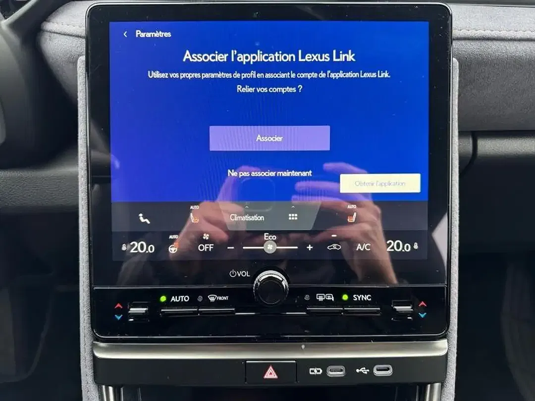 Lexus LBX 1.5 - Thumbnail 14