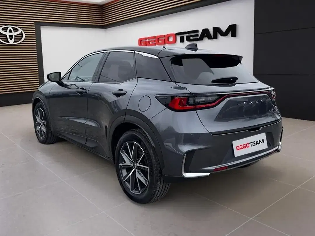 Lexus LBX 1.5 - Thumbnail 3