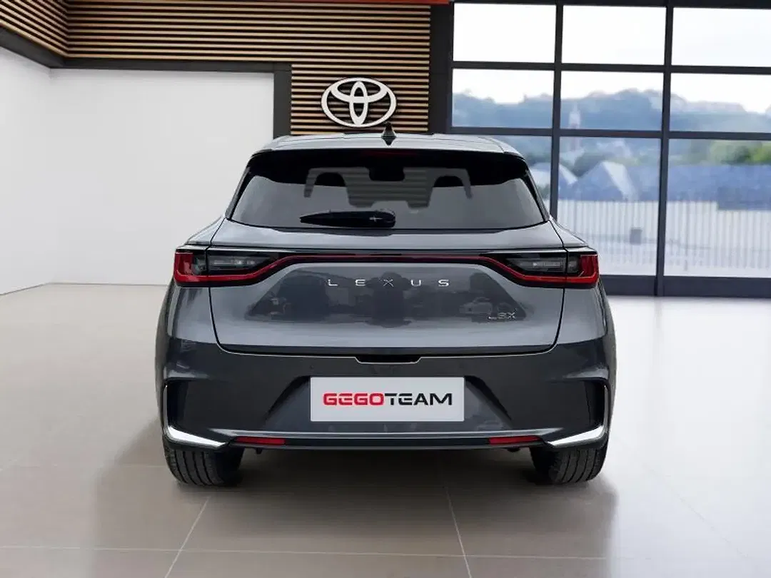 Lexus LBX 1.5 - Thumbnail 4