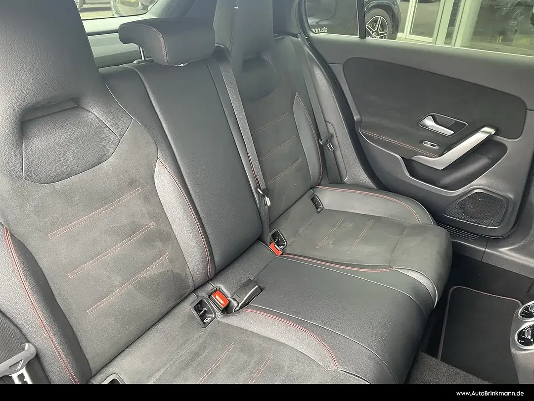 Mercedes-Benz A 200 AMG Line - Thumbnail 11
