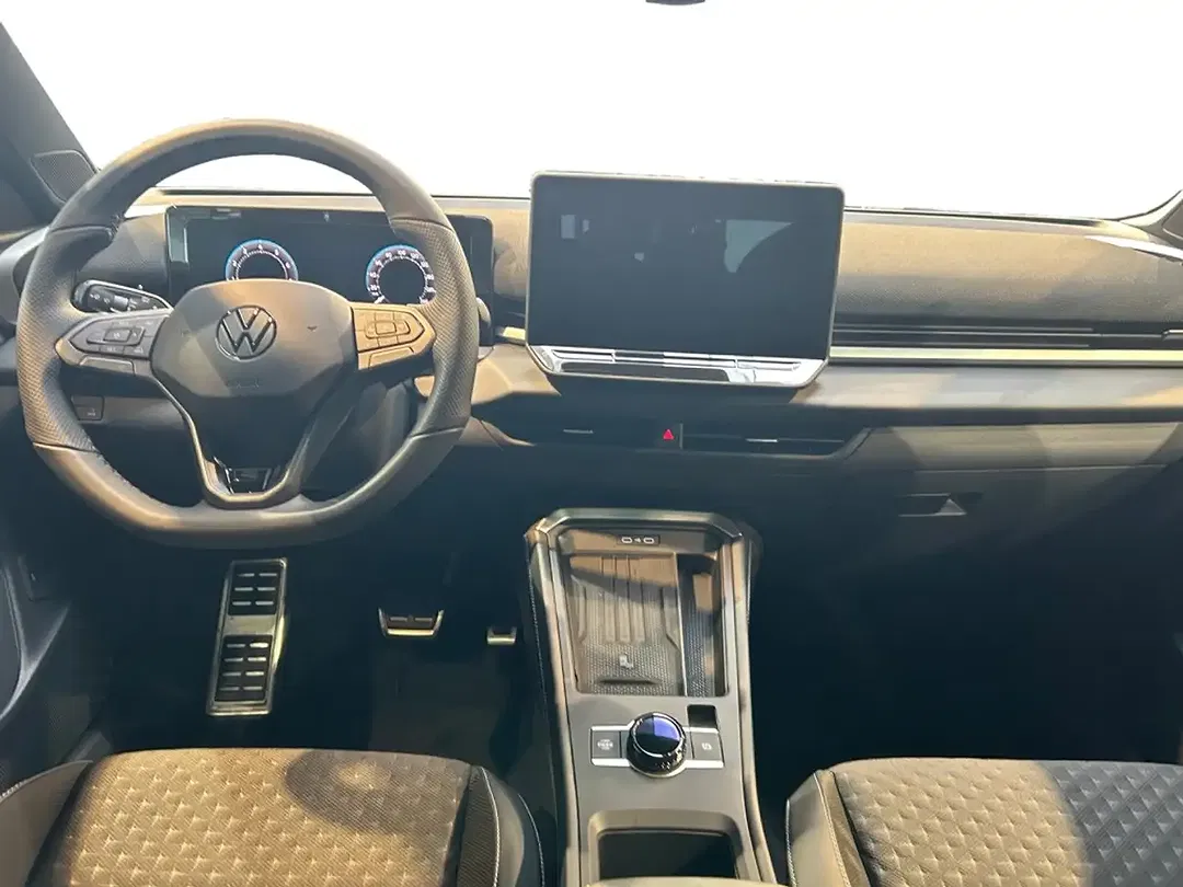 Volkswagen T-Roc 1.5 eTSI R-Line Style - Thumbnail 10