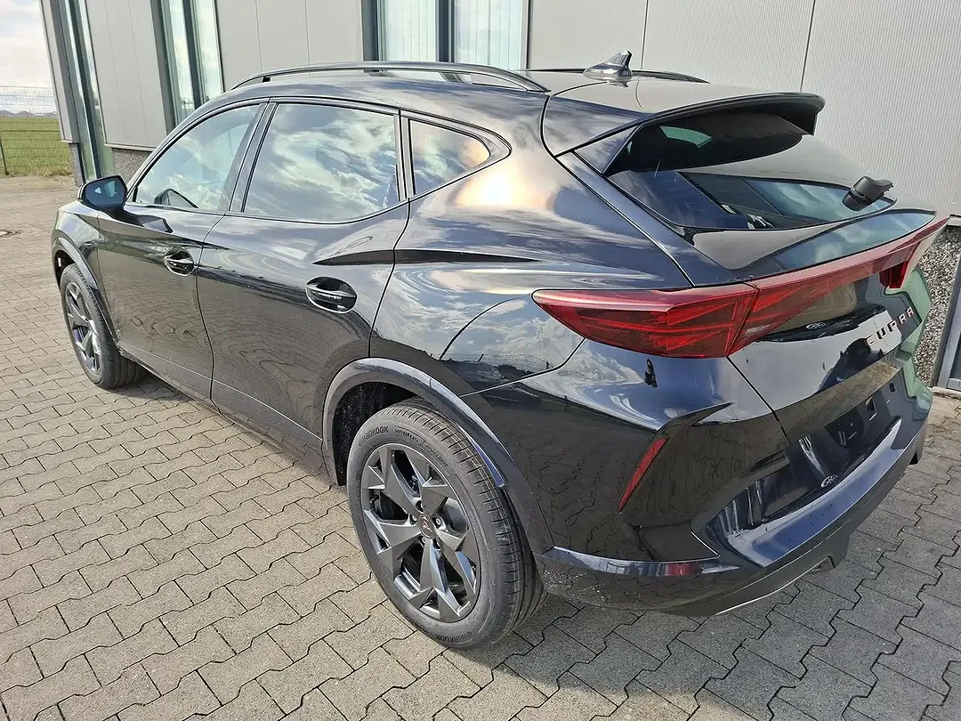 CUPRA Formentor 1.5 eTSI DSG - Thumbnail 3