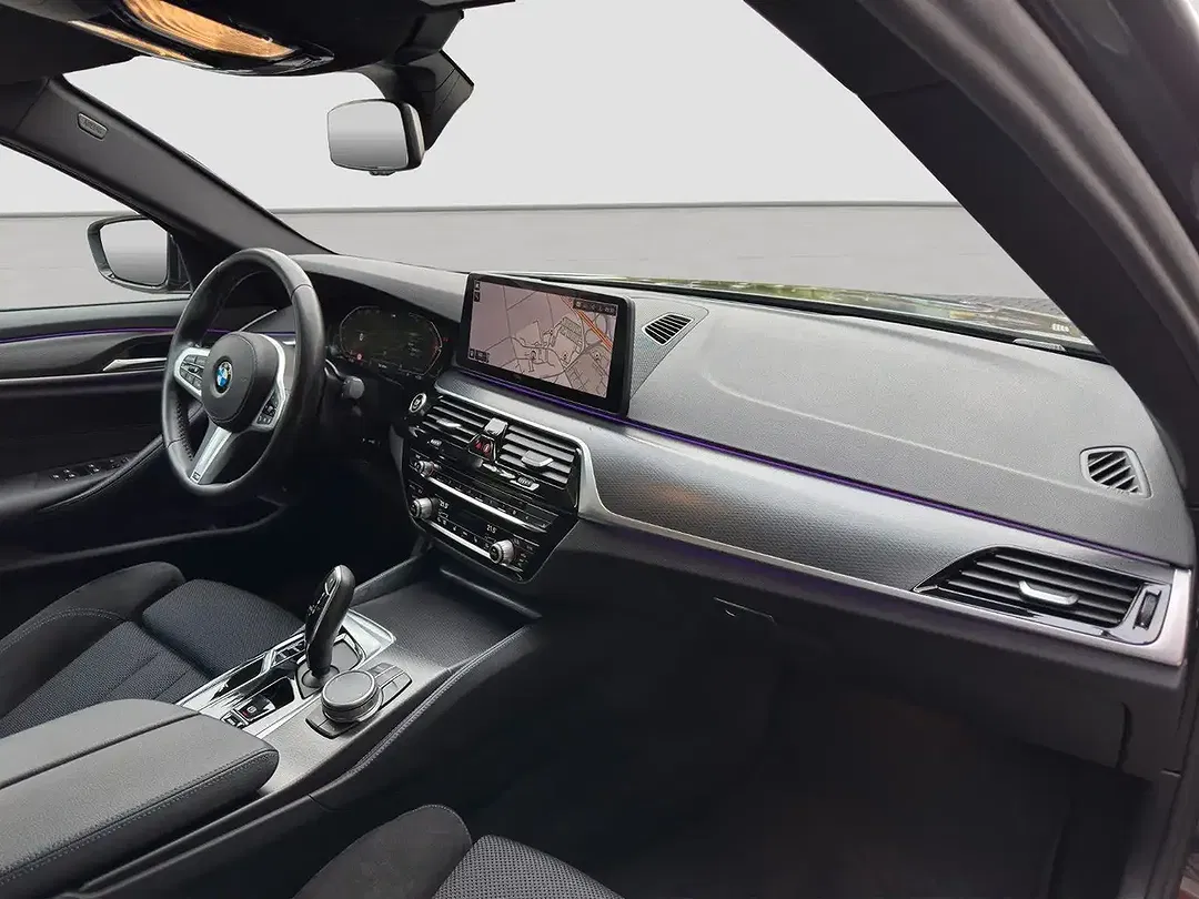 BMW 520 M Sport Pro - Thumbnail 10