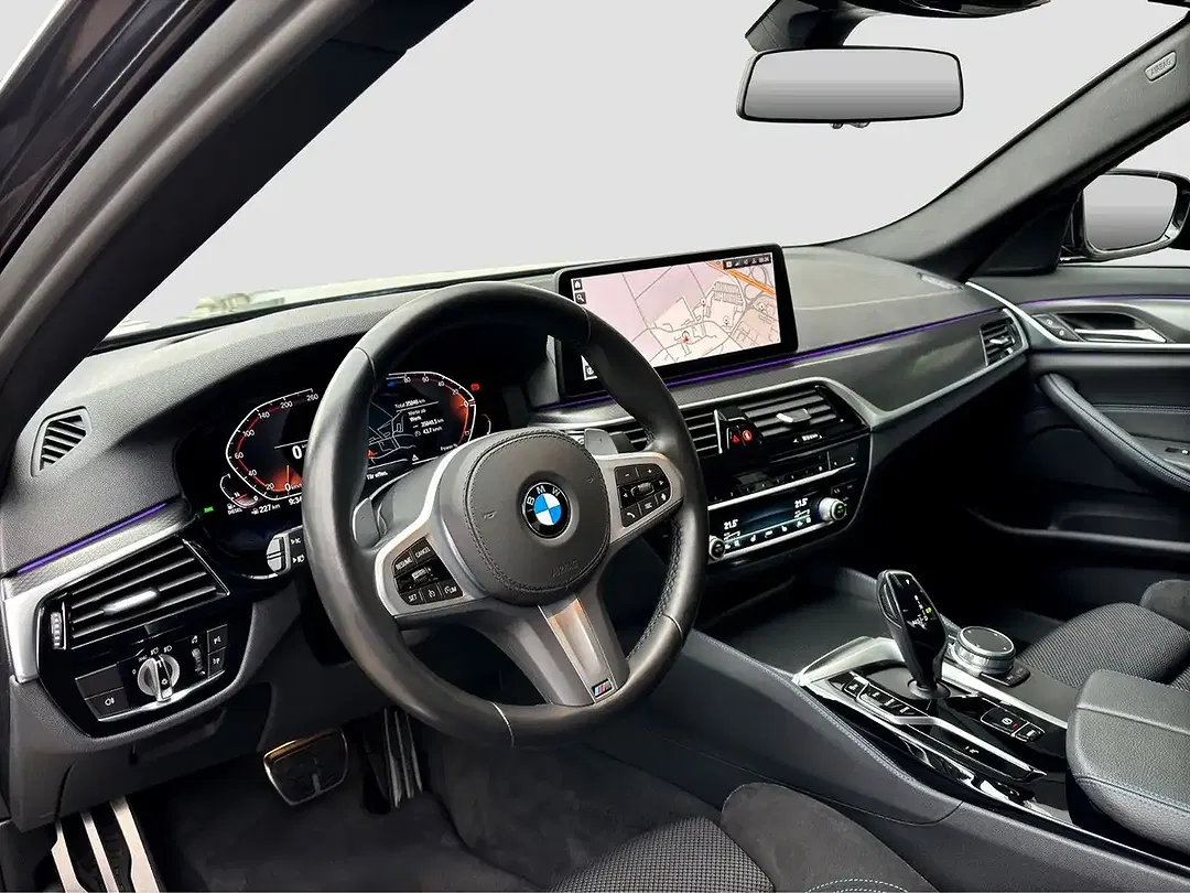 BMW 520 M Sport Pro - Thumbnail 12