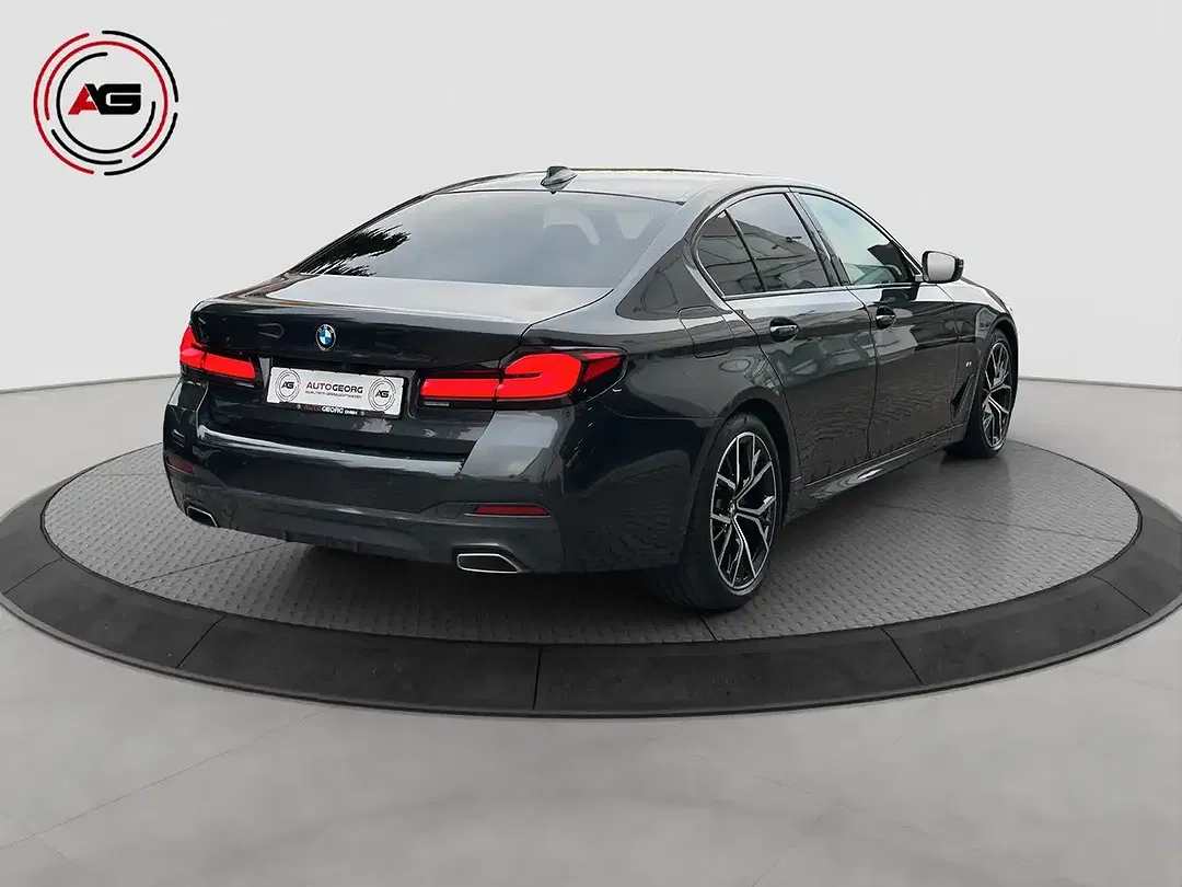 BMW 520 M Sport Pro - Thumbnail 5