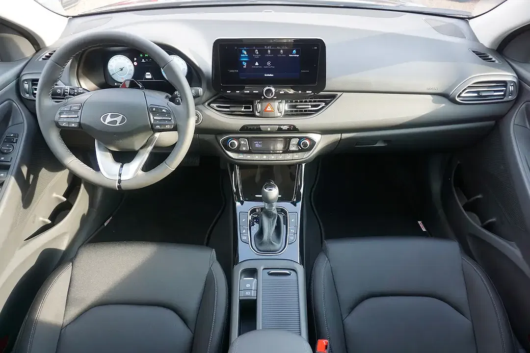 Hyundai i30 1.6 T-GDI AUT cw - Thumbnail 8