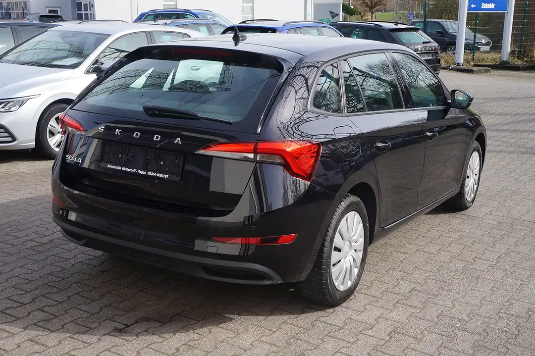 Skoda Scala Cool Plus - Thumbnail 3