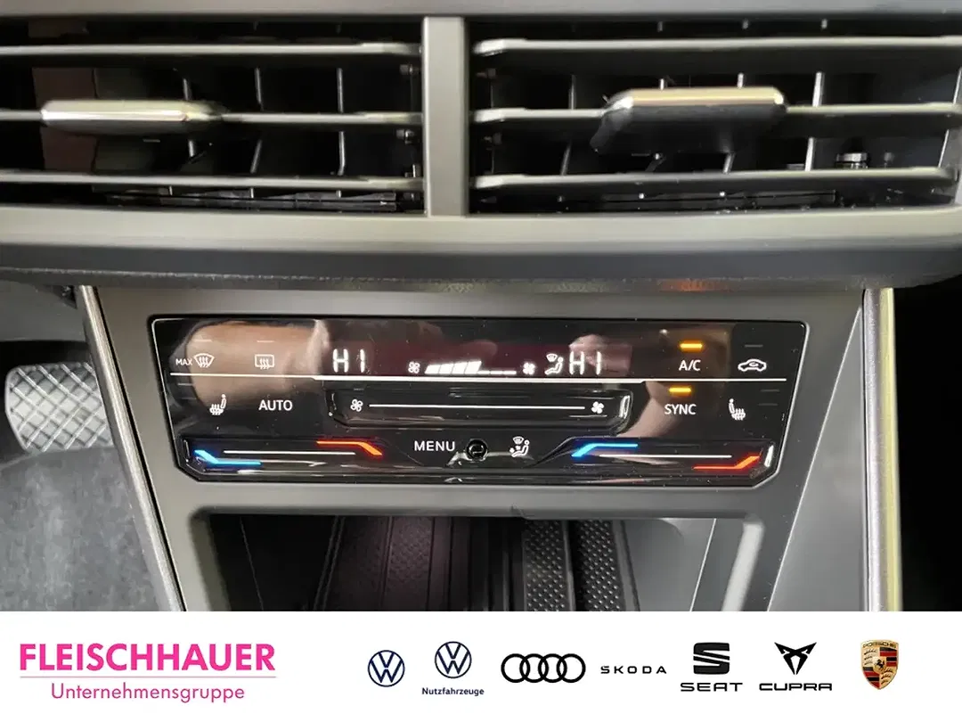 Volkswagen Polo DSG Style - Thumbnail 12