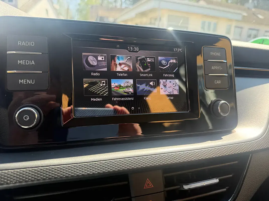 Skoda Scala Cool Plus - Thumbnail 4