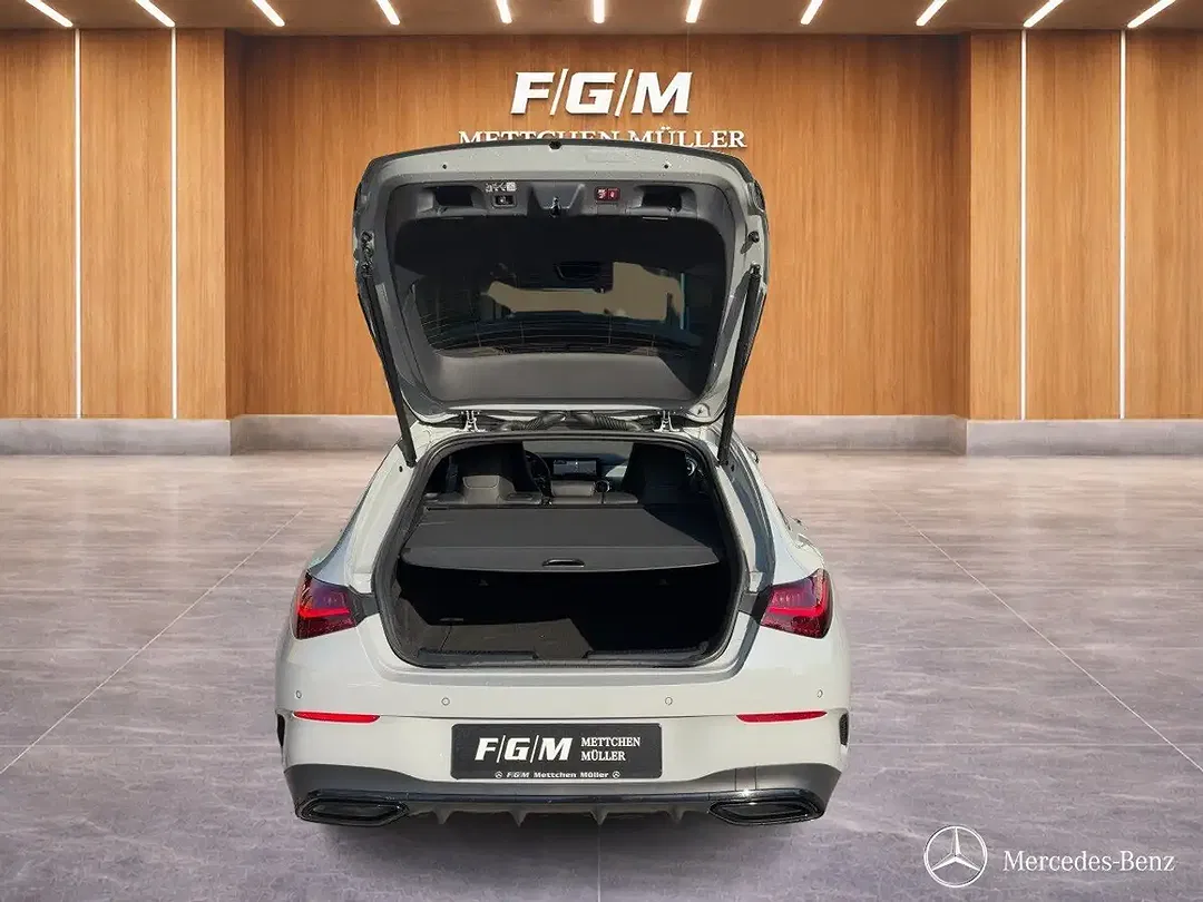 Mercedes-Benz CLA 180 AMG Line Night - Thumbnail 5