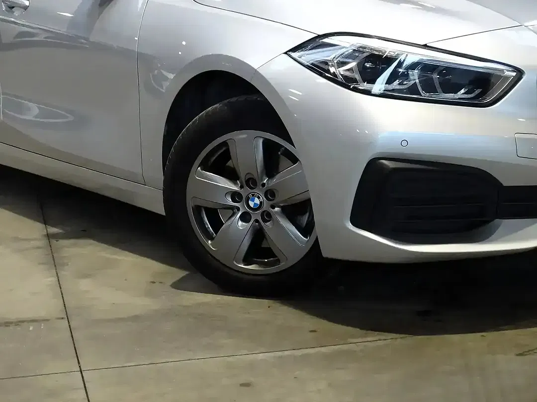 BMW 116 - Thumbnail 5