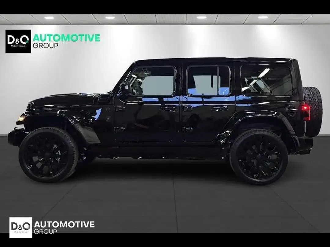 Jeep Wrangler - Thumbnail 6