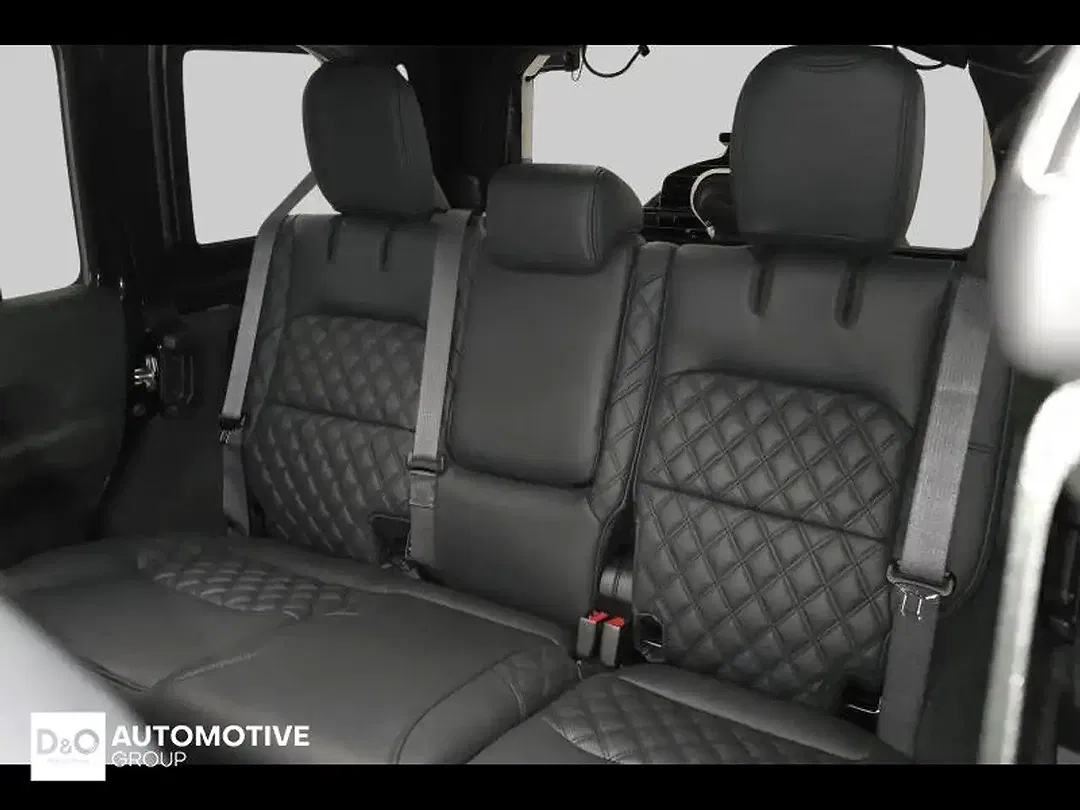 Jeep Wrangler - Thumbnail 8