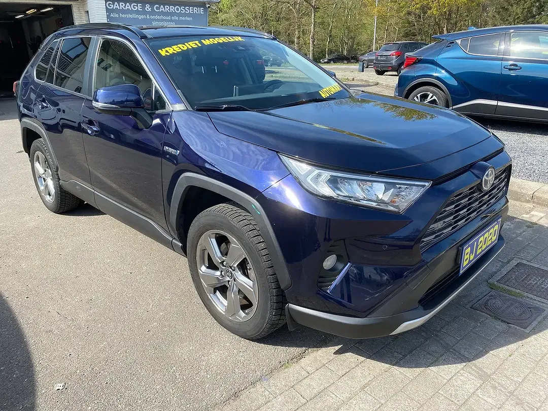 Toyota RAV 4 Hybrid - foto 1