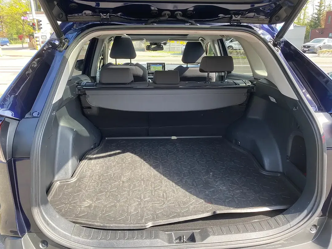 Toyota RAV 4 Hybrid - Thumbnail 4