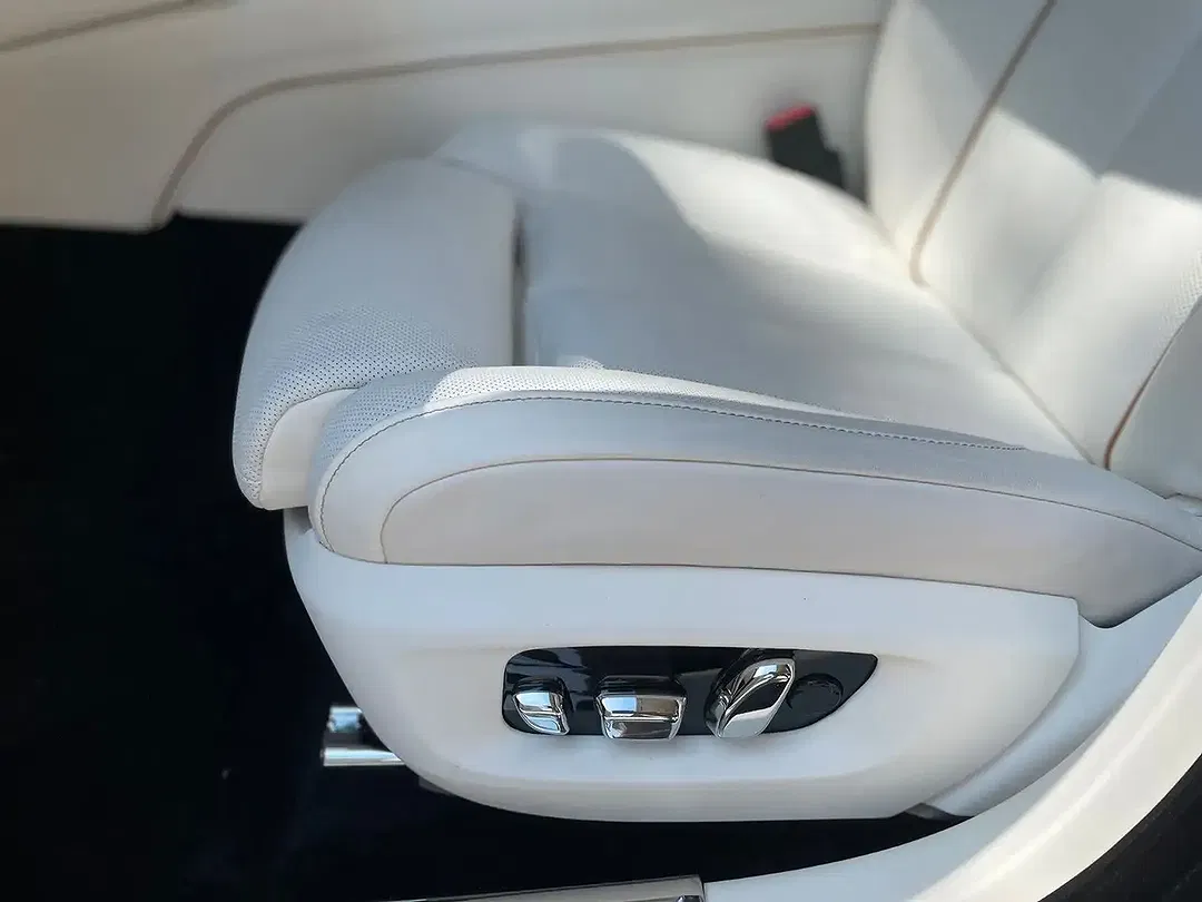 Rolls-Royce Ghost - Thumbnail 15