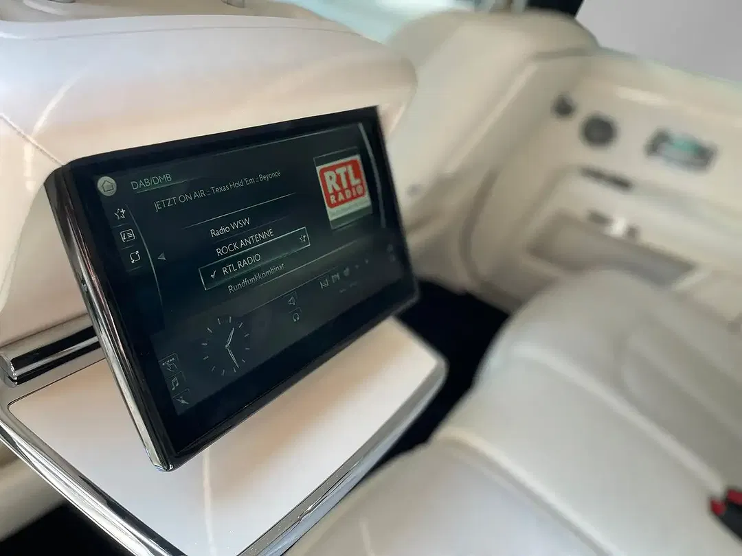 Rolls-Royce Ghost - Thumbnail 19