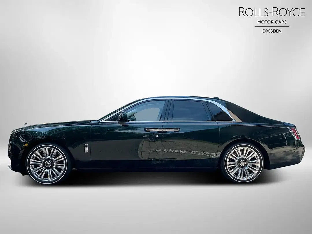Rolls-Royce Ghost - Thumbnail 3