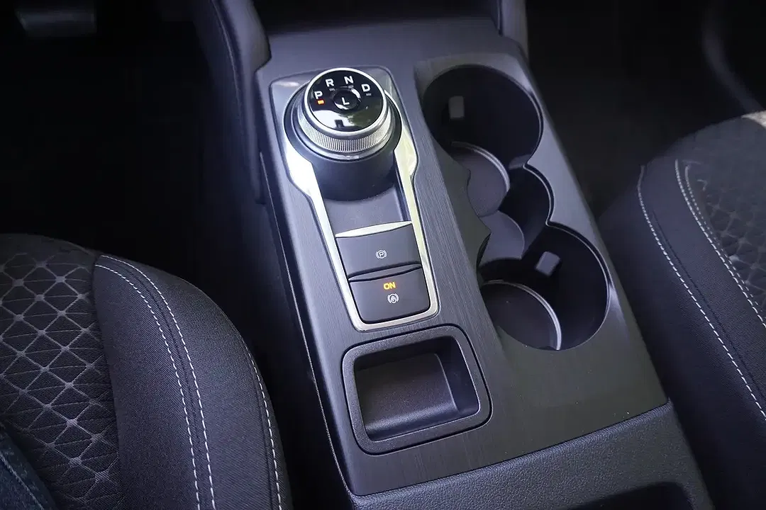 Ford Kuga 1.5 EcoBoost AUT Titanium - Thumbnail 10