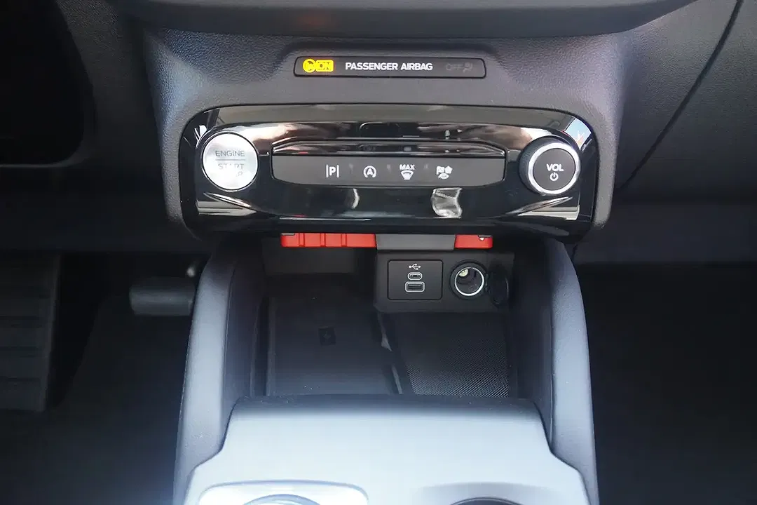 Ford Kuga 1.5 EcoBoost AUT Titanium - Thumbnail 11